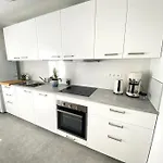 1 Confort, 2-4 Personnes *