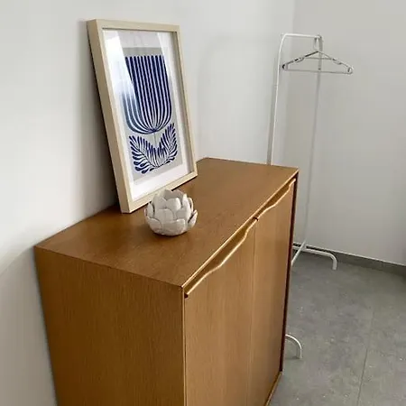 1 Confort, 2-4 Personnes *