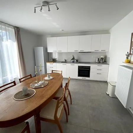 1 Confort, 2-4 Personnes * Chapelle-lez-Herlaimont